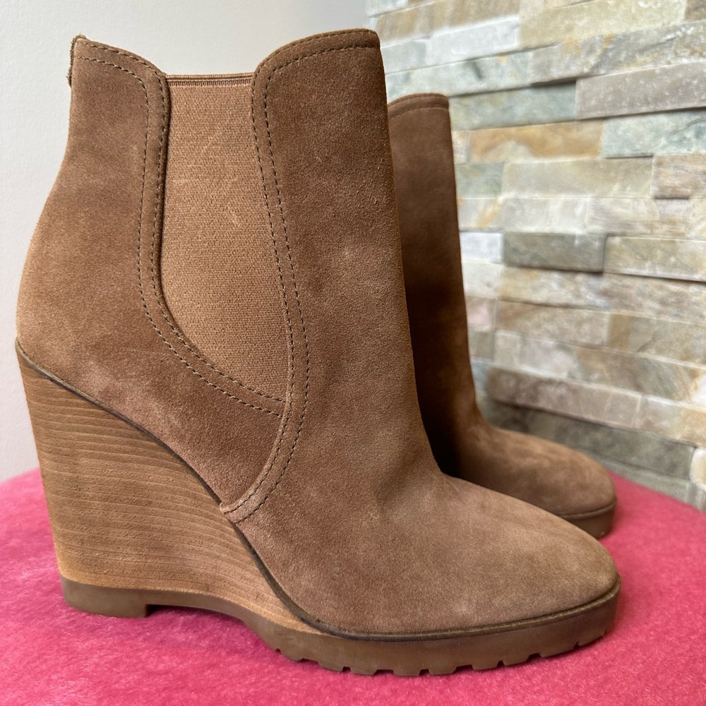 Michael Kors Thea wedge bootie